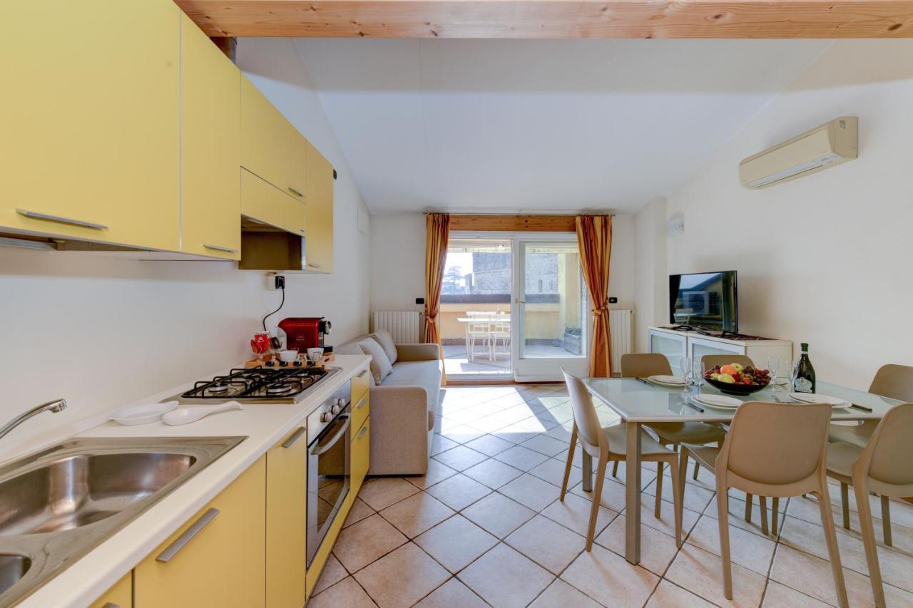 Sunset Apartment Home & Terrace 시르미오네 외부 사진