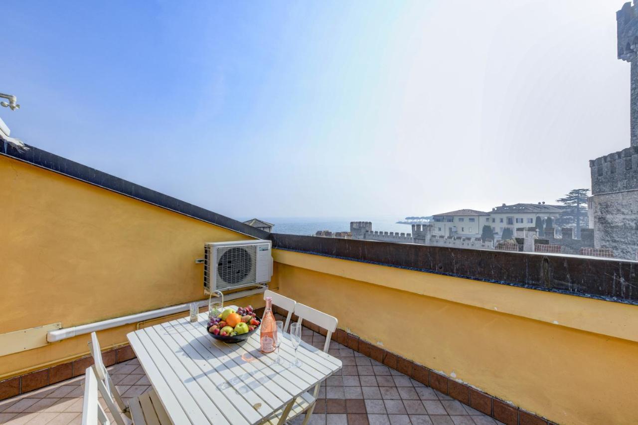 Sunset Apartment Home & Terrace 시르미오네 외부 사진